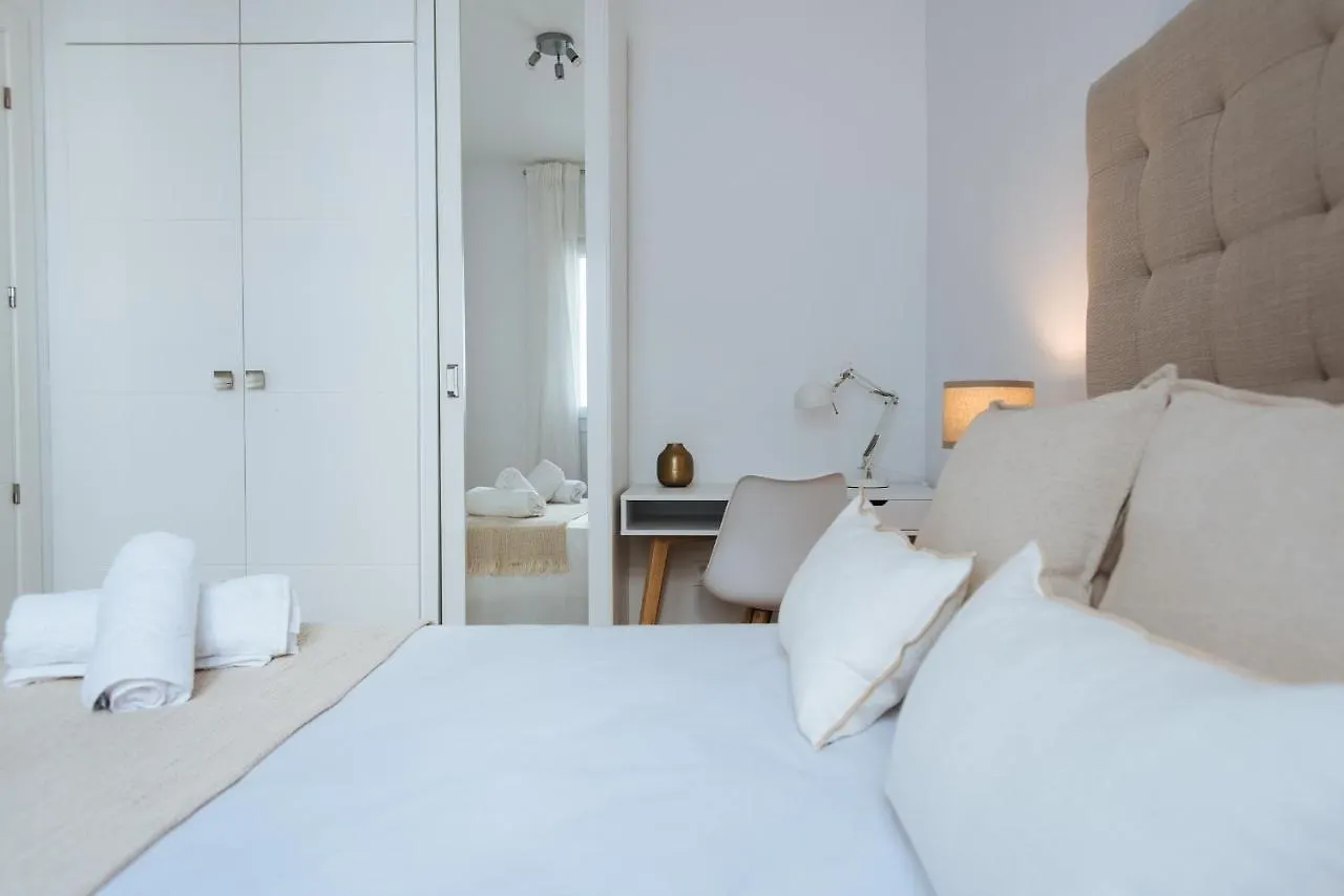סביליה Triana Home - Free Parking ספרד